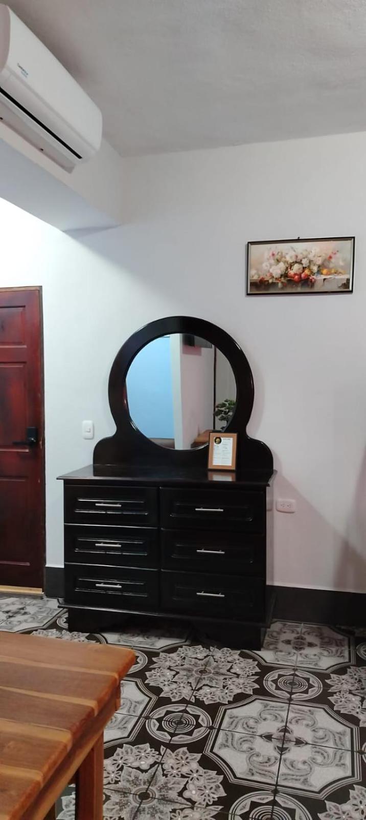 Casa Victoria Apartment San Benito Phòng bức ảnh